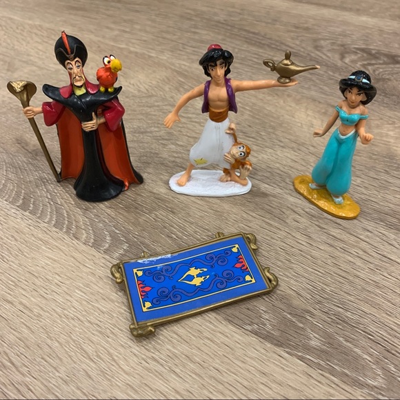 Vintage Disney 1992 - Aladdin, Jasmine and Jafar Palace Playset EUC - Picture 2 of 14